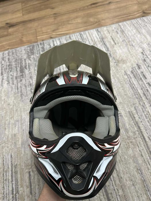 Kask motocyklowy cross bardzo dobry stan rozmiar L