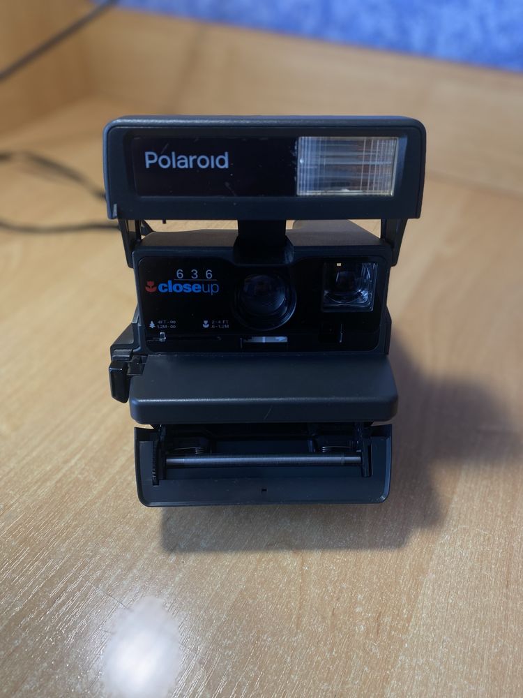 polaroid 636 close up