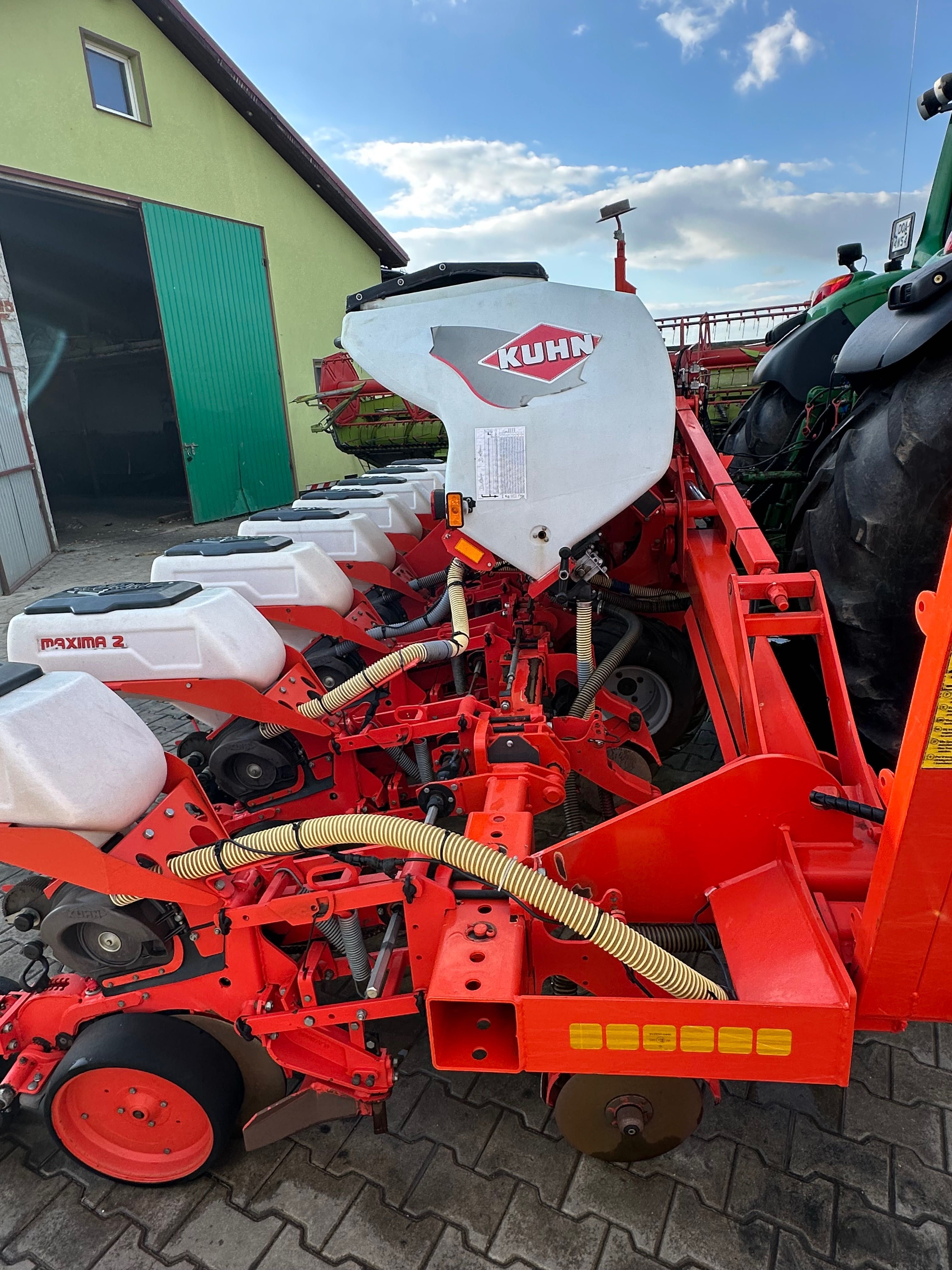 Kuhn maxima 2 RT 8 rzędowy