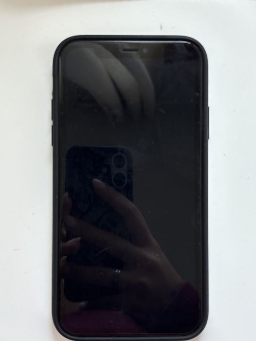 iPhone 11- 128 gb