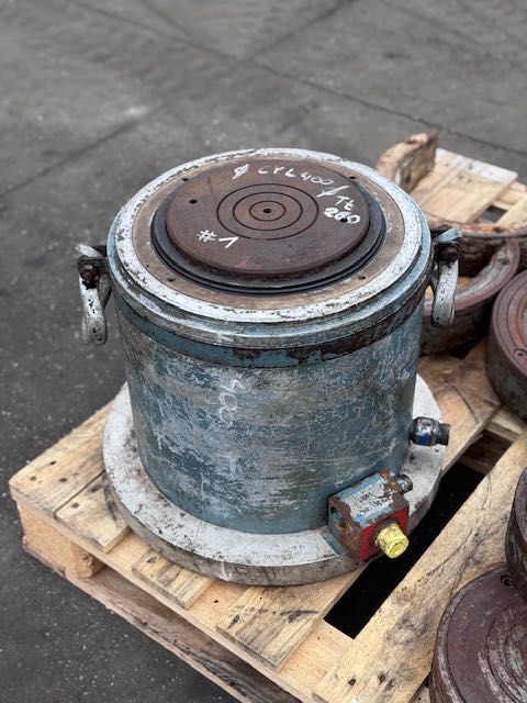 lewarek kolejowy 200 ton używany z kompletem zabezpieczeń