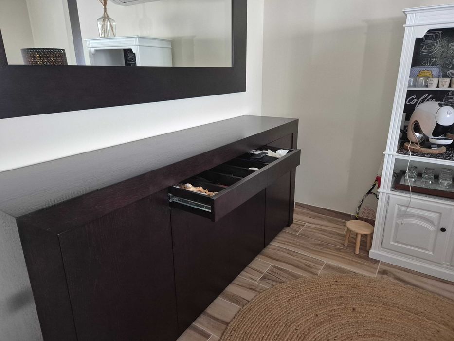 Aparador e espelho wengue