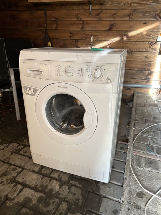 Продам рабочу машинку ARDO