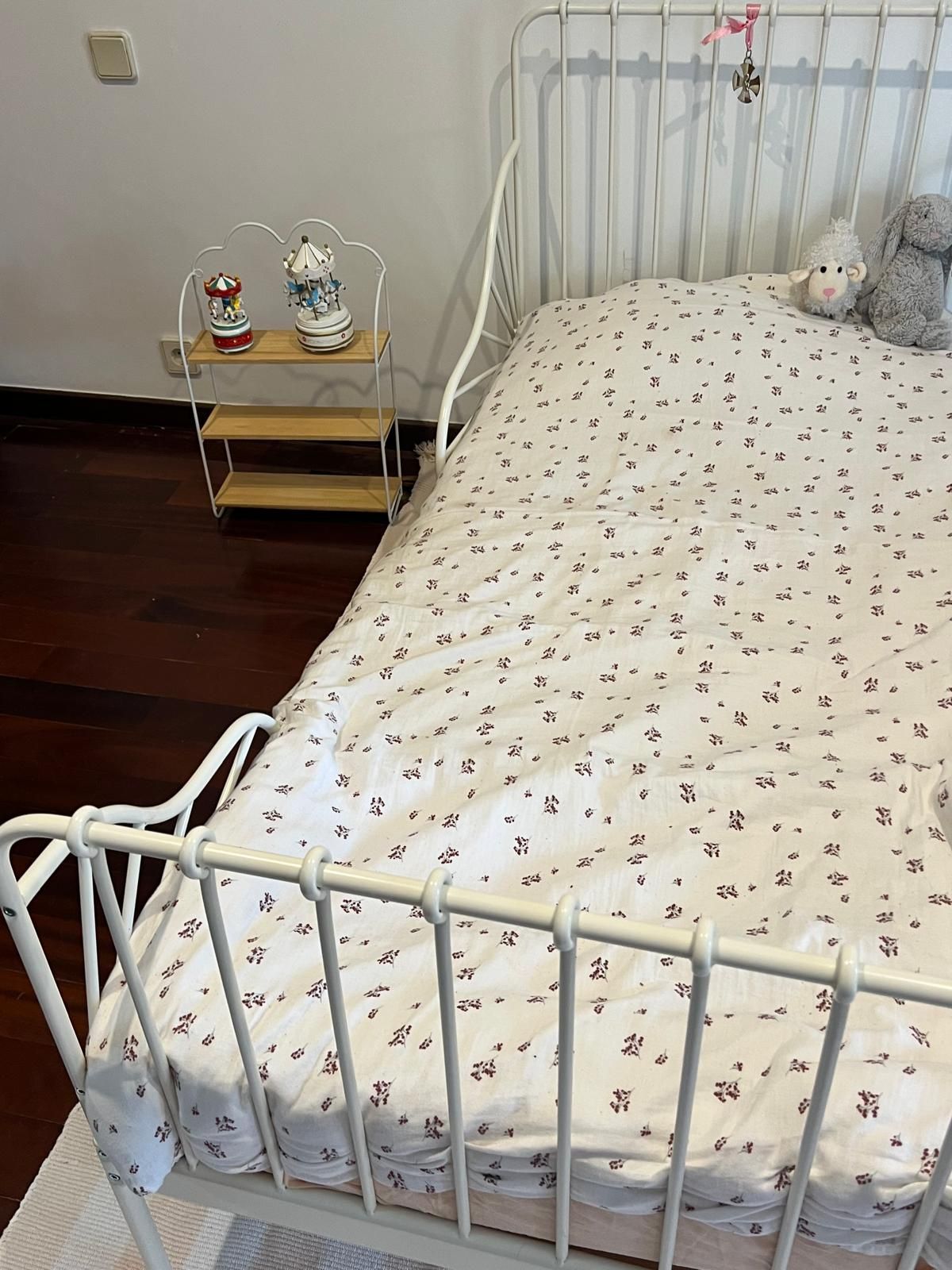 Cama extensível ferro com colchão incluído