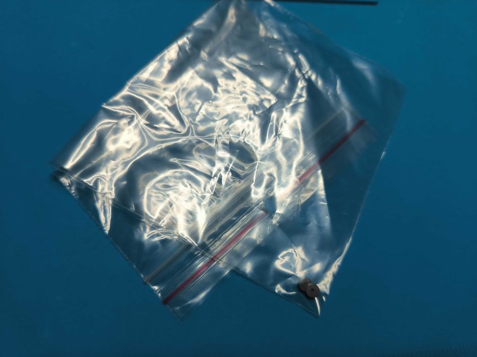 Zestaw Śrubek 2 szt. Realme 11 Pro+ 5G RMX3741–Oryginalna, z Demontażu