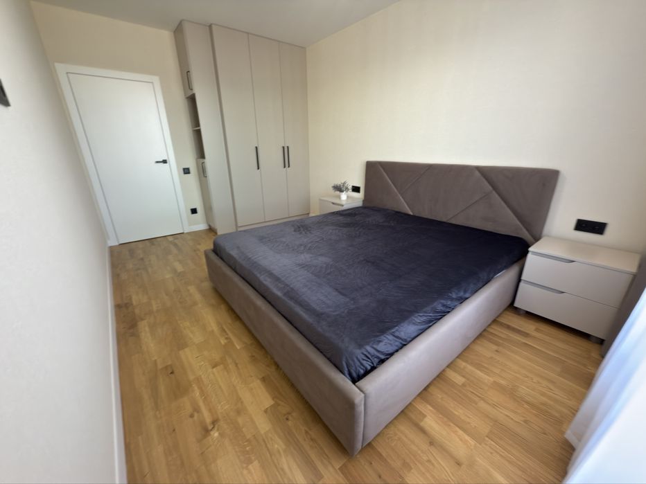 БЕЗ % 1к Родини Крістерів, 14 б Варшавський 2 Подільський р-н