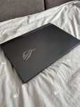Asus ROG Strix G713RW