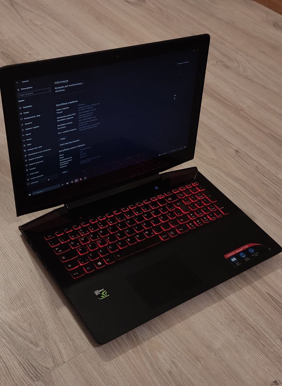 Lenovo Y700-15ISK