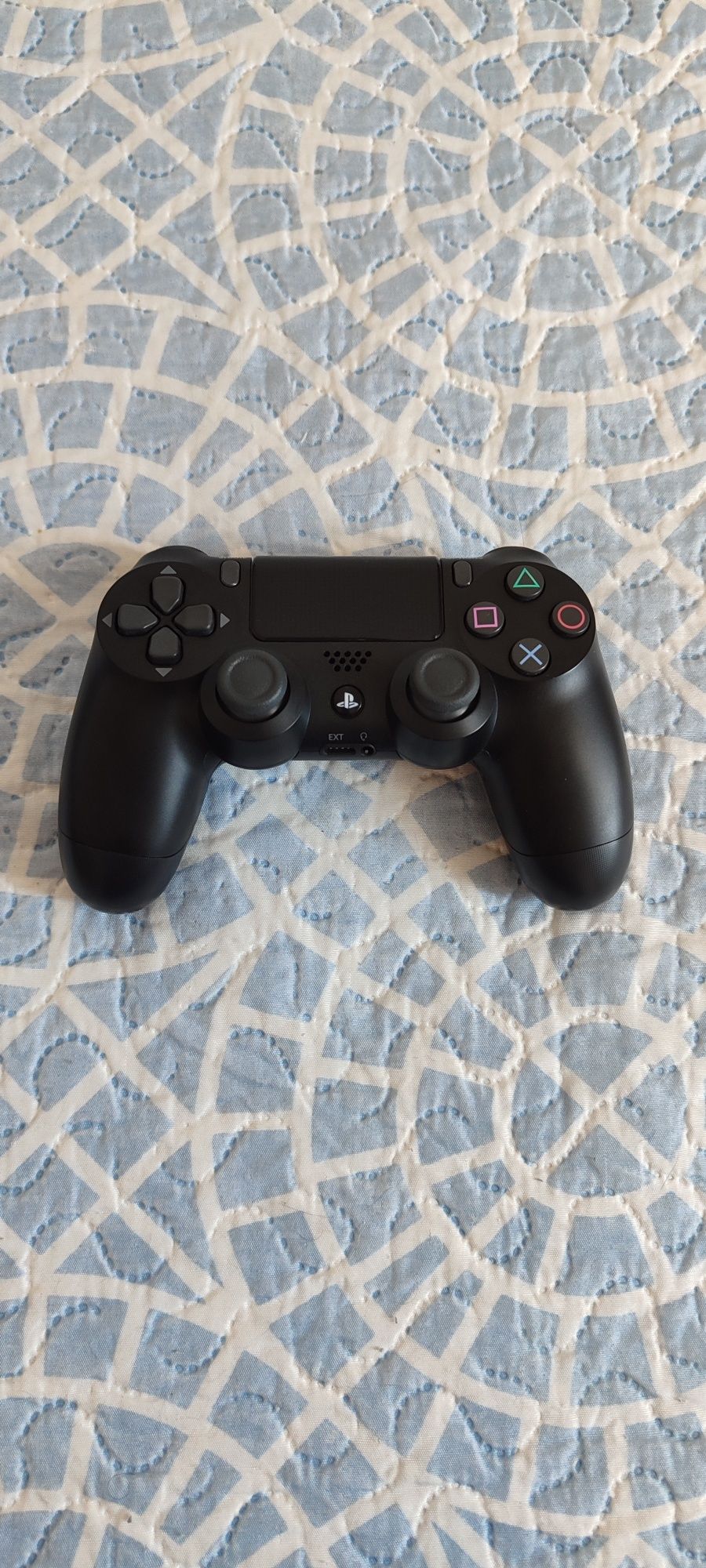 Consola PS4 Slim 500GB + 2 controles
