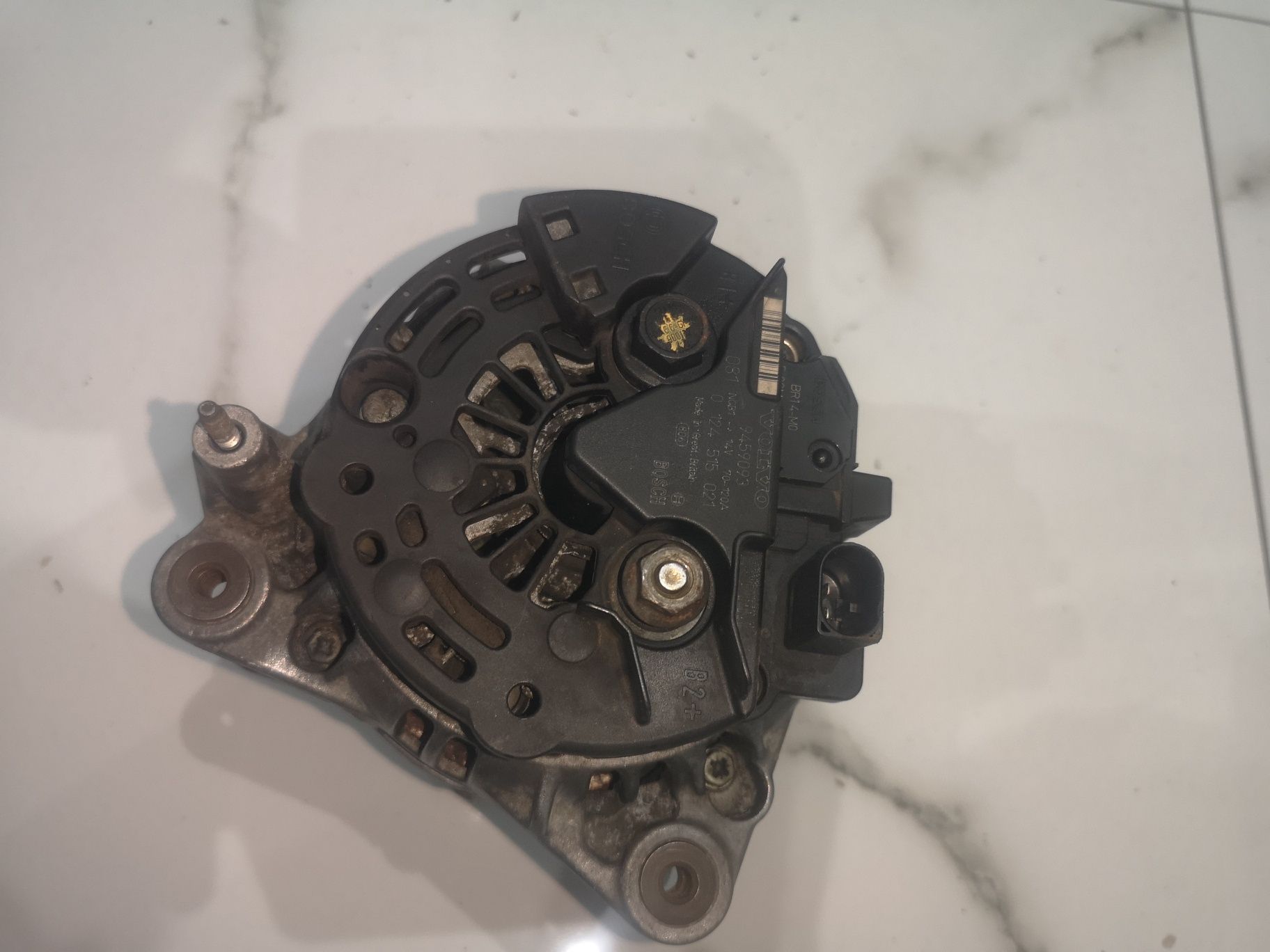 Volvo v70ll 2.5tdi  alternator bosch stn bdb oryginał