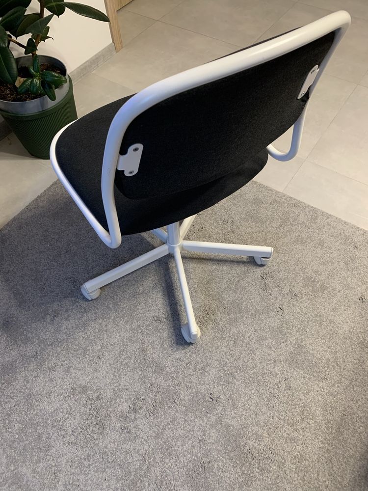 Krzesło obrotowe IKEA, biały/ciemnoszary