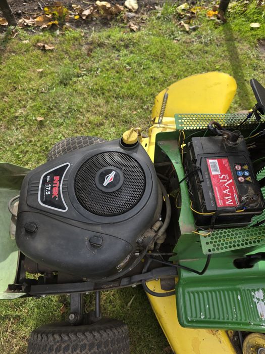 Sprzedam traktorek kosiarke john deere 116
