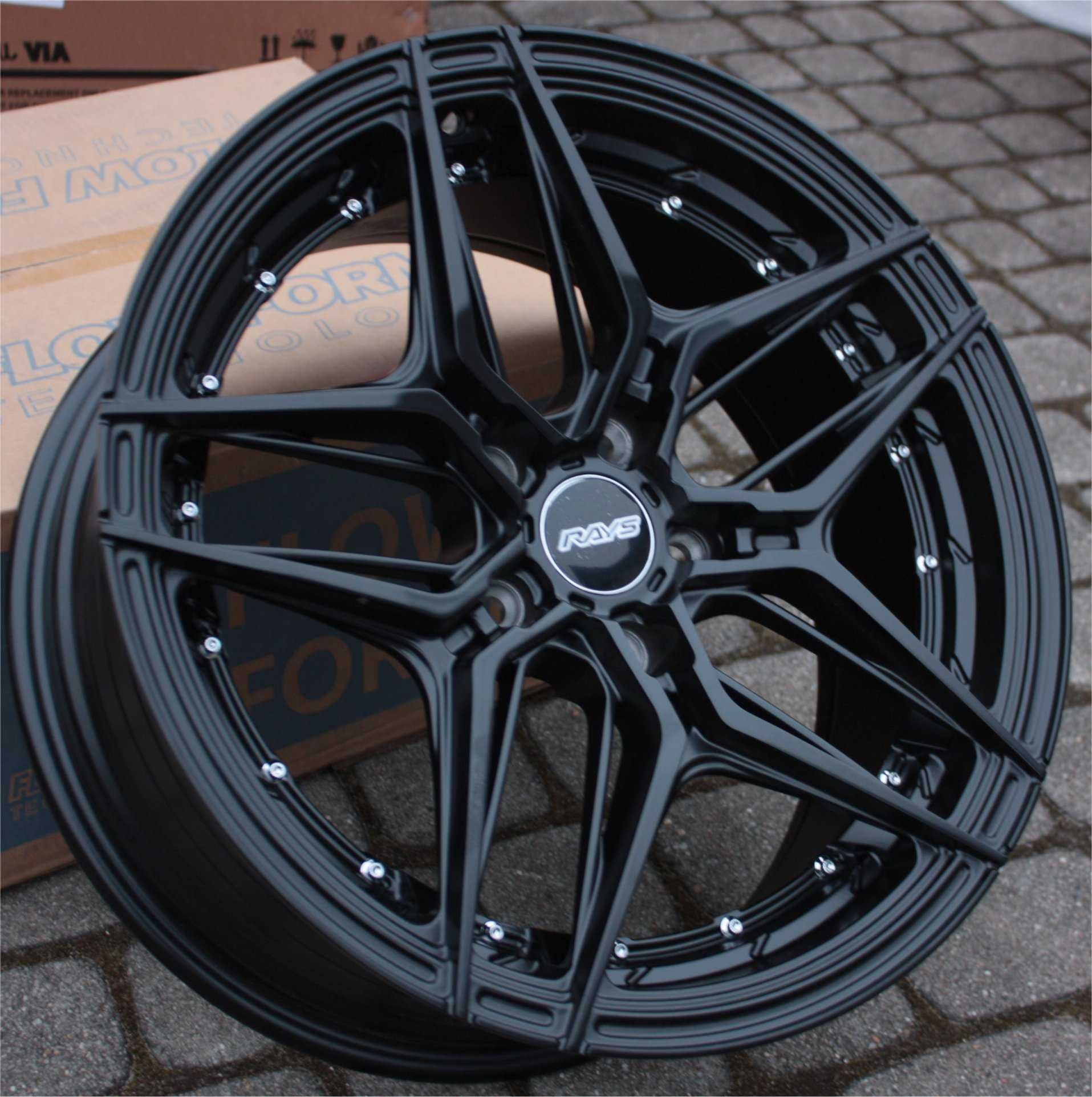 Nowe czarne matowe alufelgi 18 5x114,3 Honda Mazda Toyota Infinity Kia