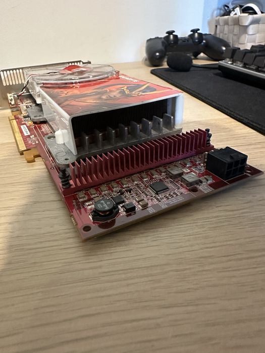 Karta retro Gigabyte Radeon X1900XT