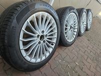 Oryginalne Felgi 17" Audi A4 B8 5x112 ET45+225.50.17 Pirellli