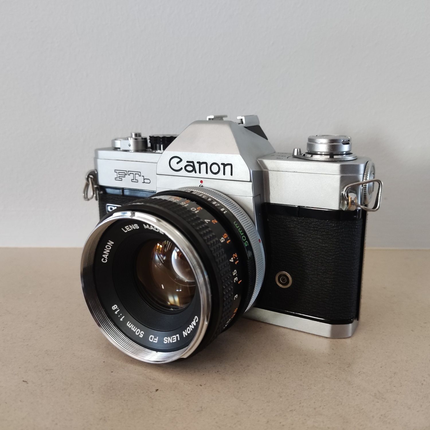 Canon FTb QL (Grey Version) + Canon Lens FD 50mm 1:1.8 "Chrome Nose"