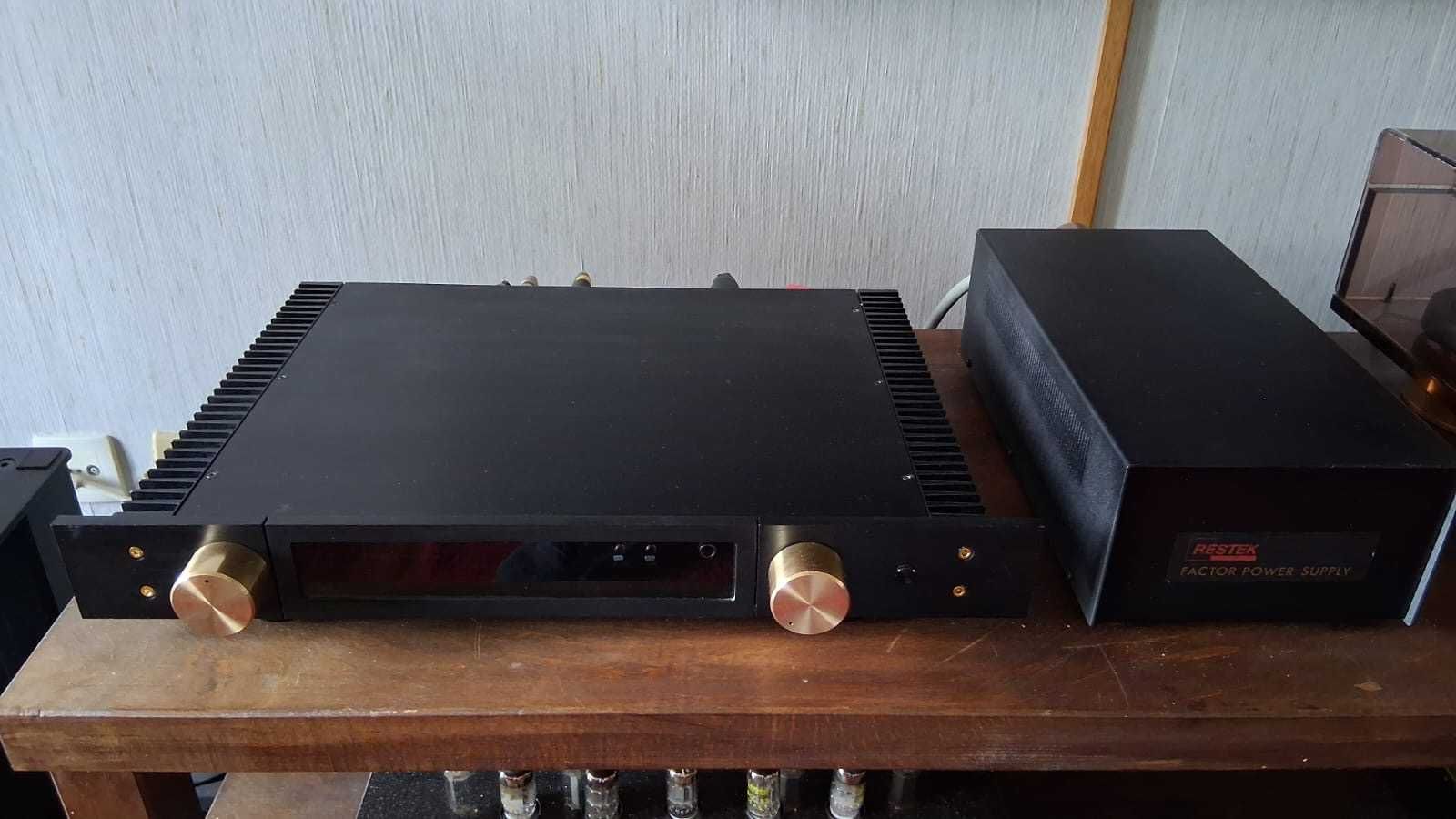 Amplificador Restek Factor + fonte de alimentação