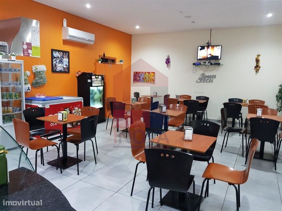 Trespassa-se Pastelaria, Duas Igrejas