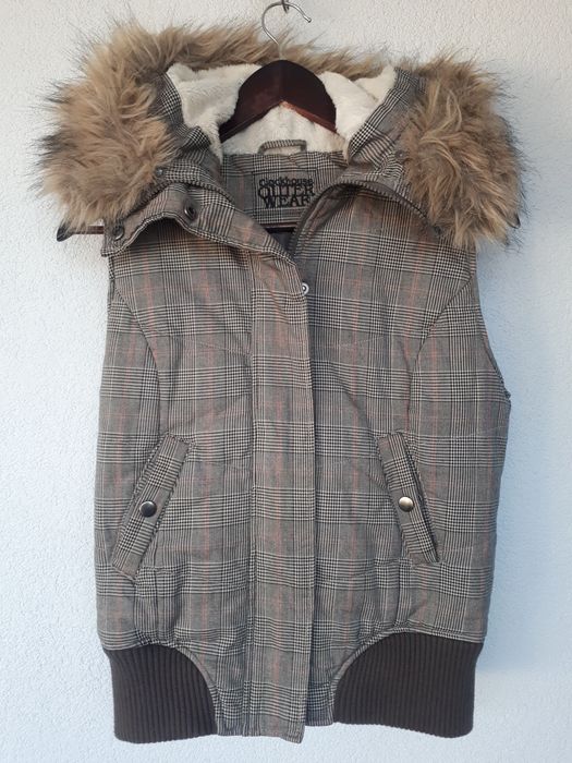 Bardzo modny bezrękawnik rozmiar M