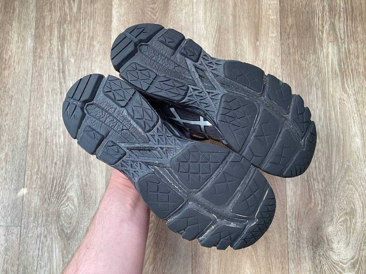 Оригінальні Кросівки ASICS Gel-Kayano 22 EU 42.5