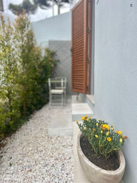 Estúdio - localizado em Parede Lisbon