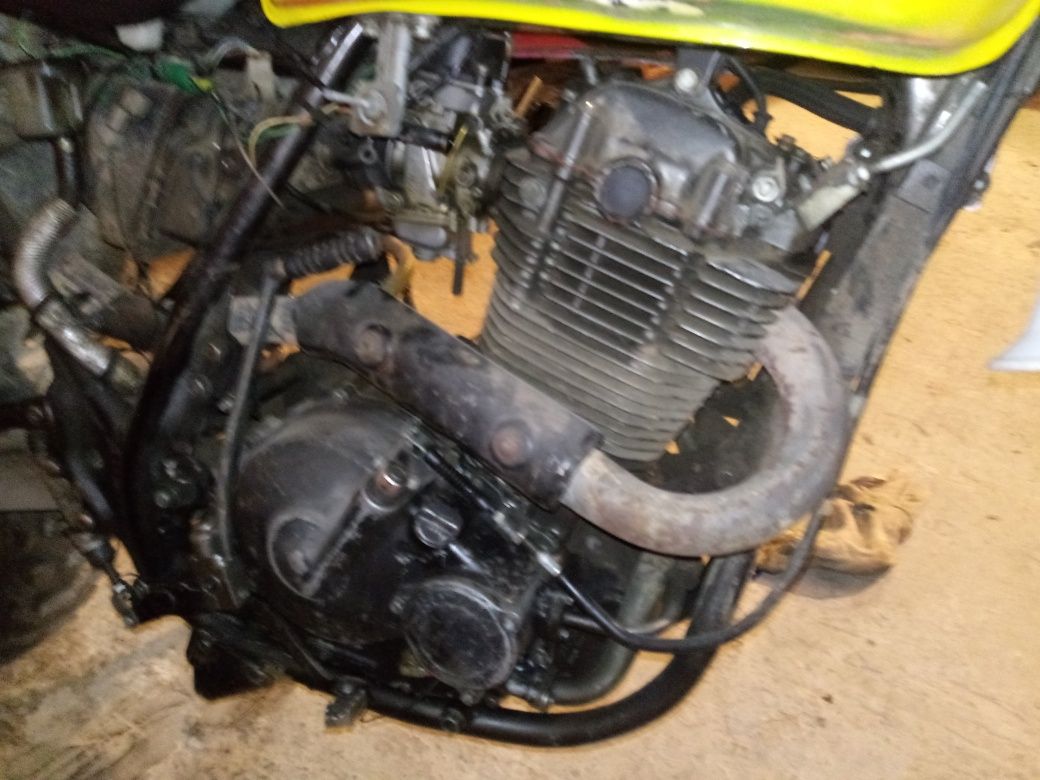 Suzuki dr650 R części 650 big/600