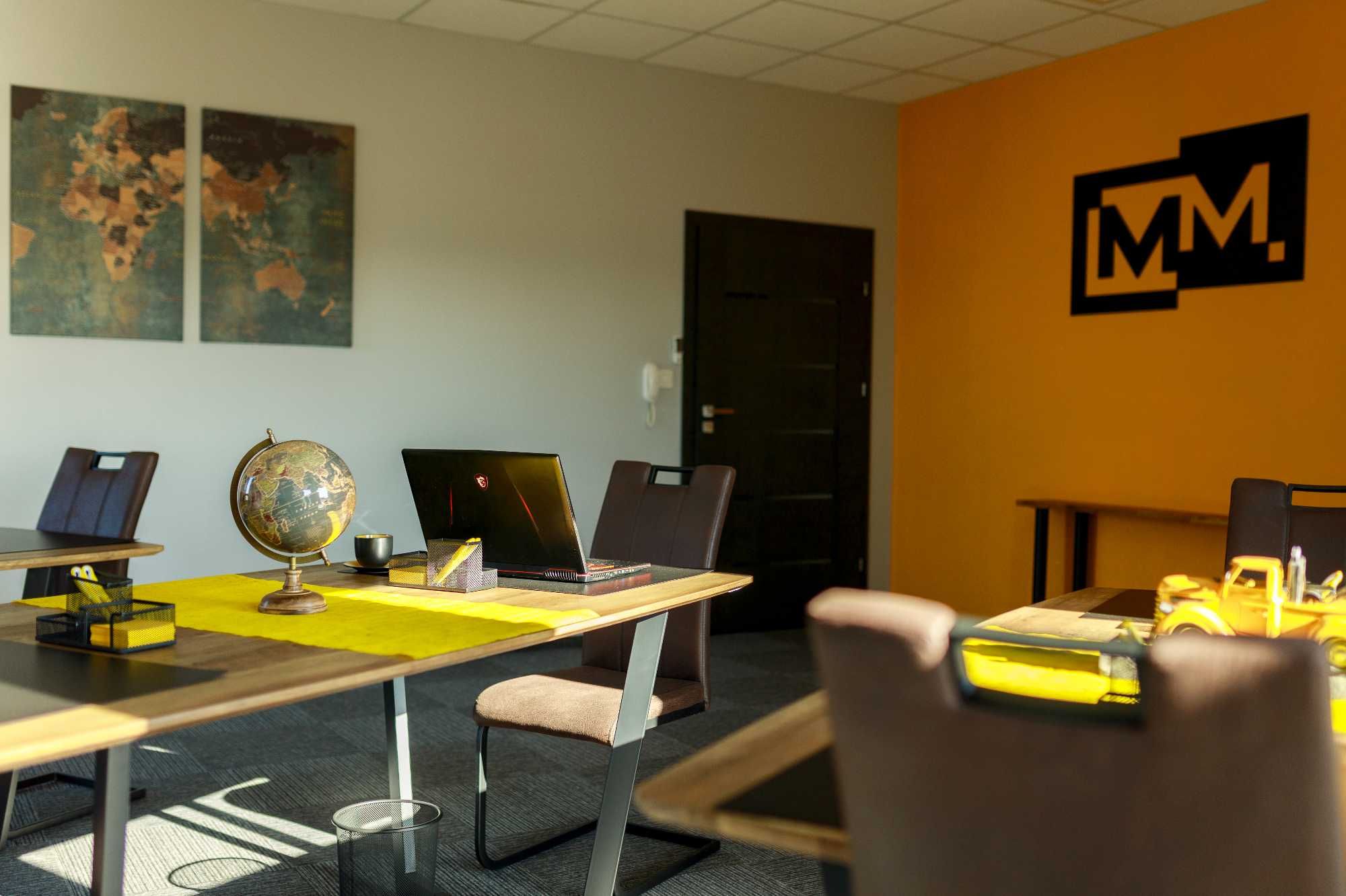 Biuro coworking, biurko,  miejsce do pracy, Dąbrówka, Palędzie