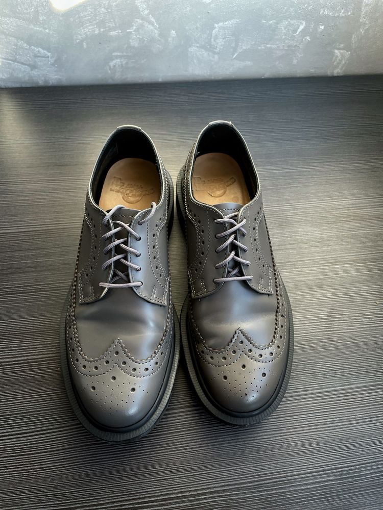 Дербі Dr Martens оригінал