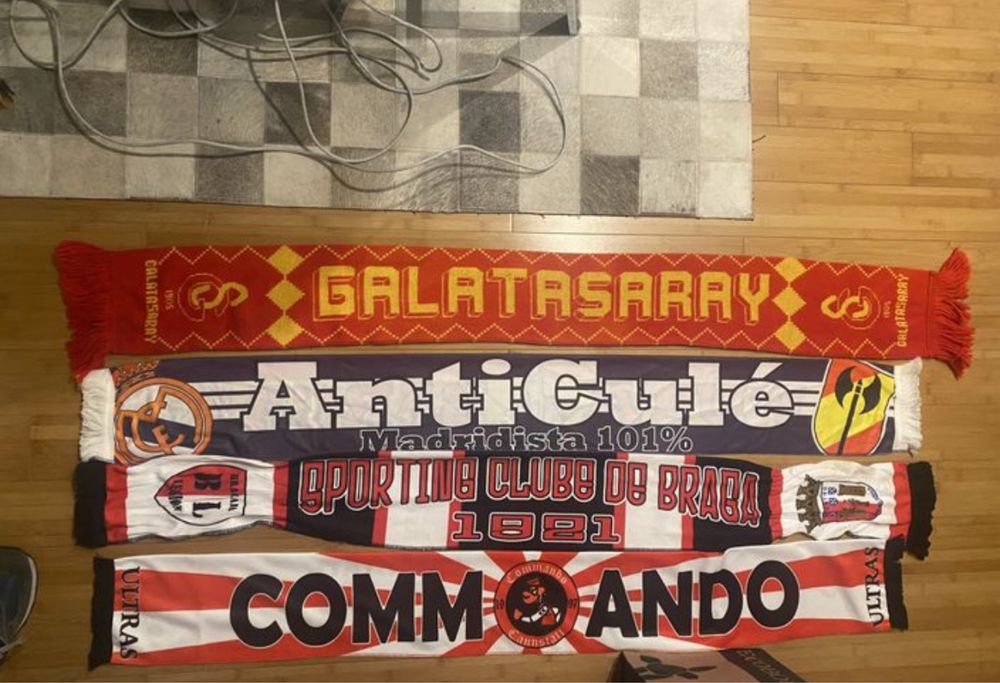 Cachecois e meias de Futebol