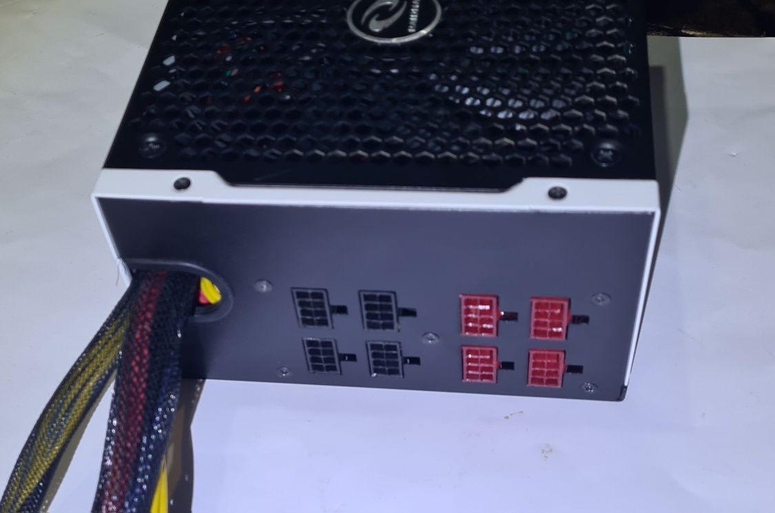Raidmax Vampire 1000W