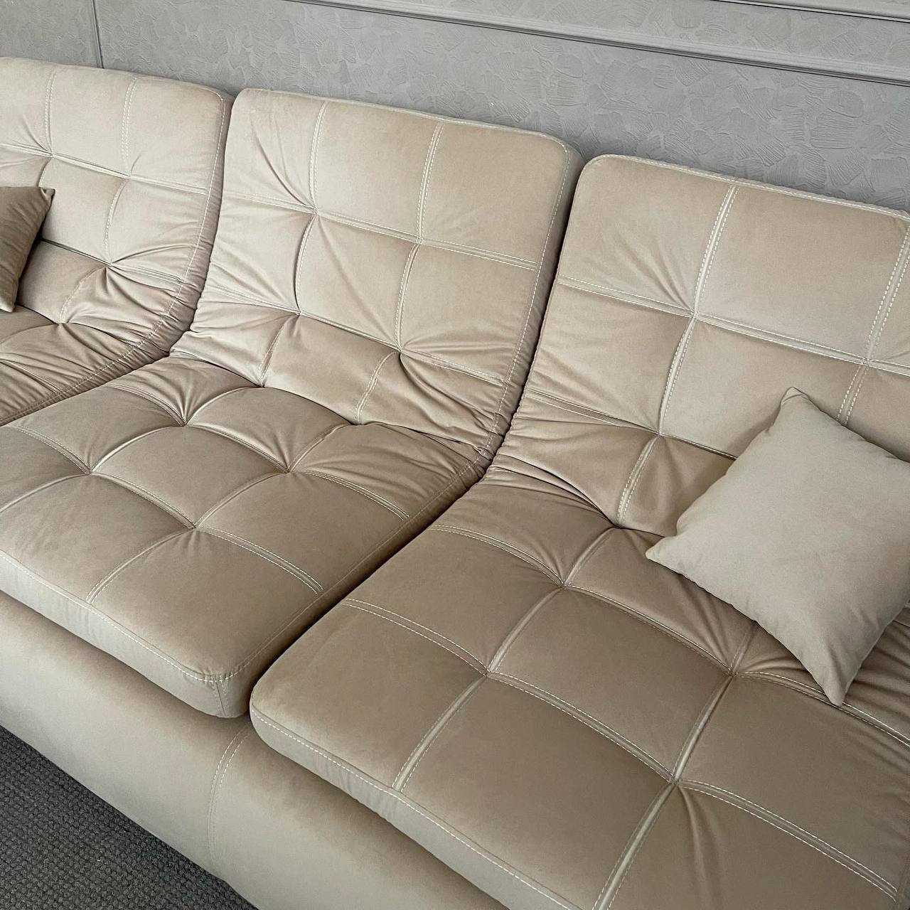 Розкладний диван з нішею в тканині