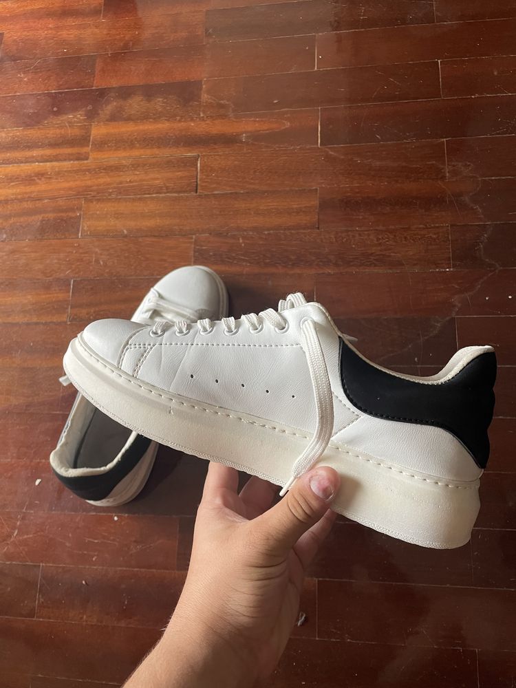 Alexander McQUEEN