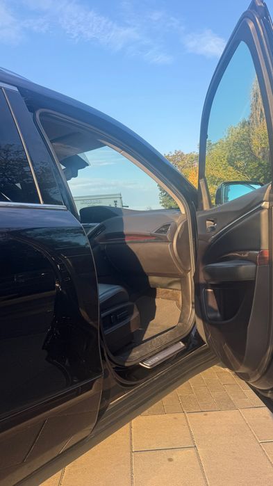 Продам Acura MDX