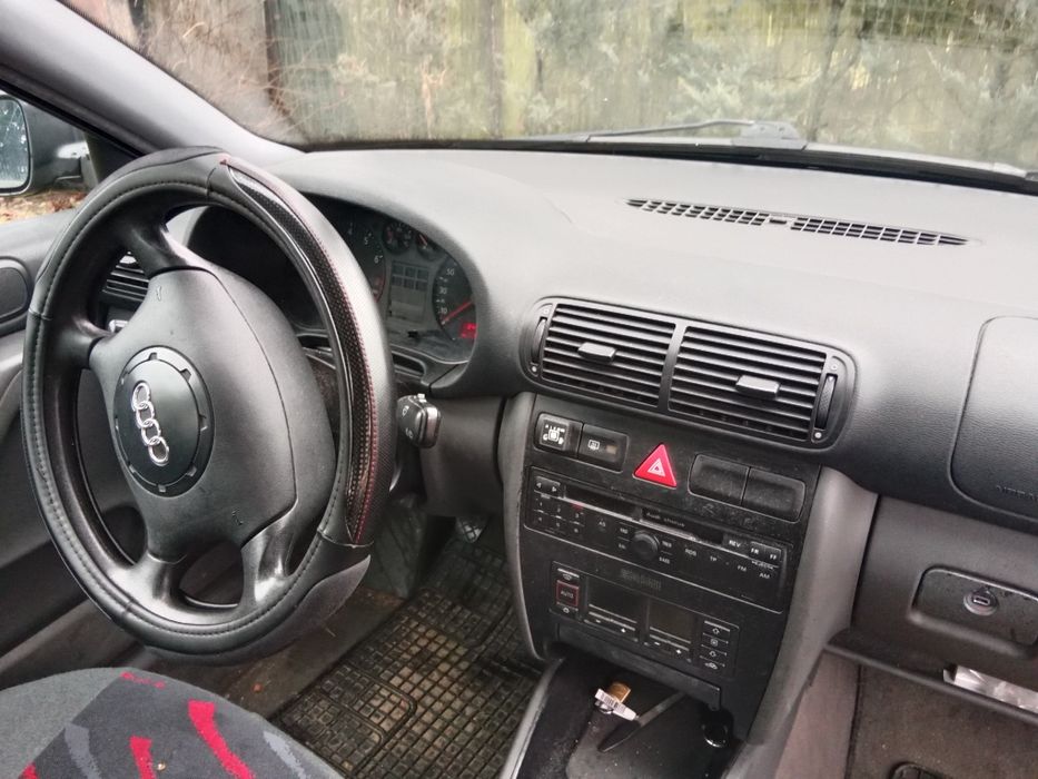 Audi a3 1999 przebieg 255740km benzyna/lpg