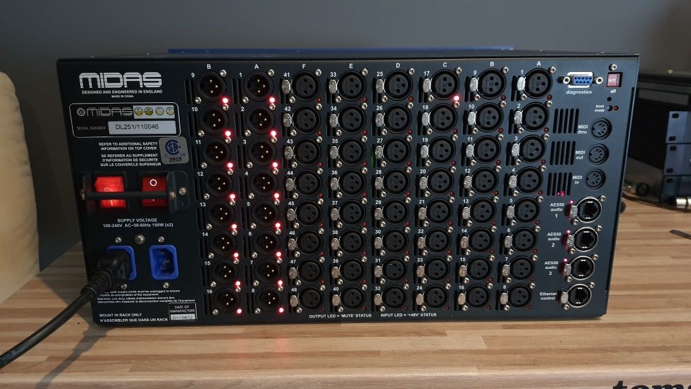 Midas DL251 48in 16out  Behringer wing x32 s16 s32