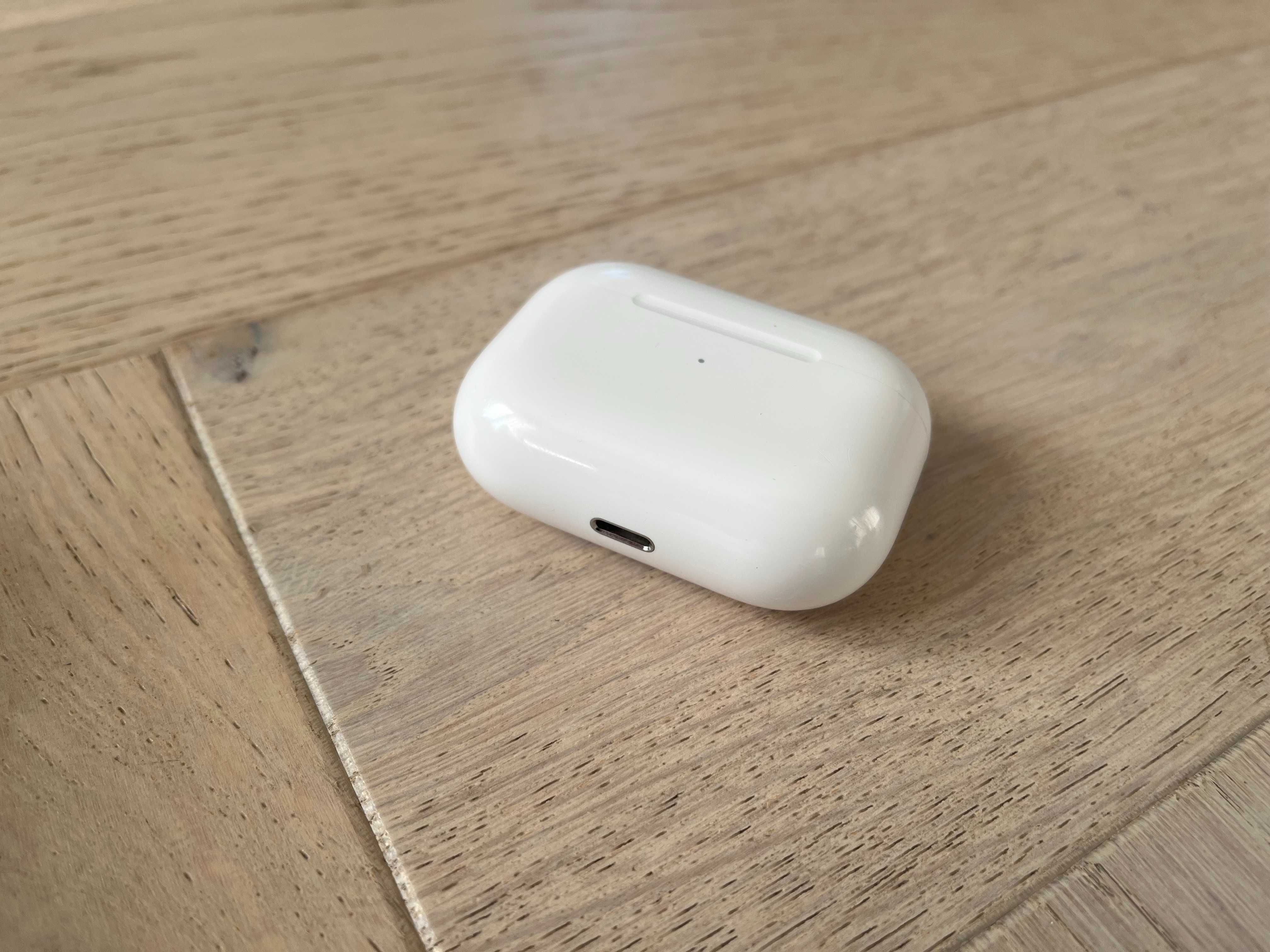 Apple AirPods Pro (1 gen)