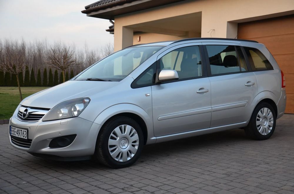 Opel Zafira 1.8 FaceLift klima 7 osob Serwis Super Stan Z Niemiec