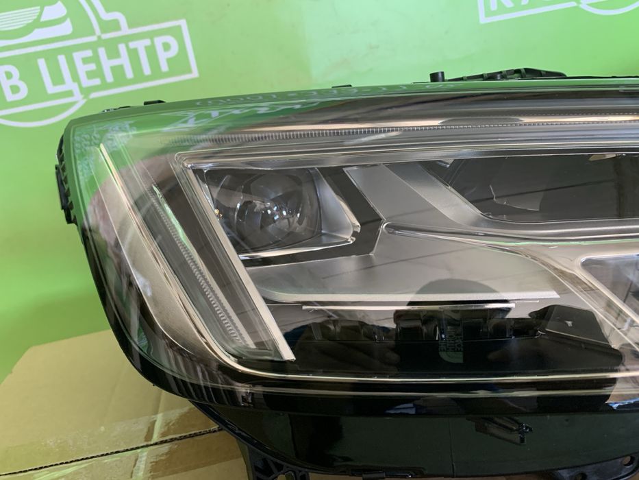 Фары передние Audi A4 B9 2016-2019 фари фара левая правая ауді а4 б9