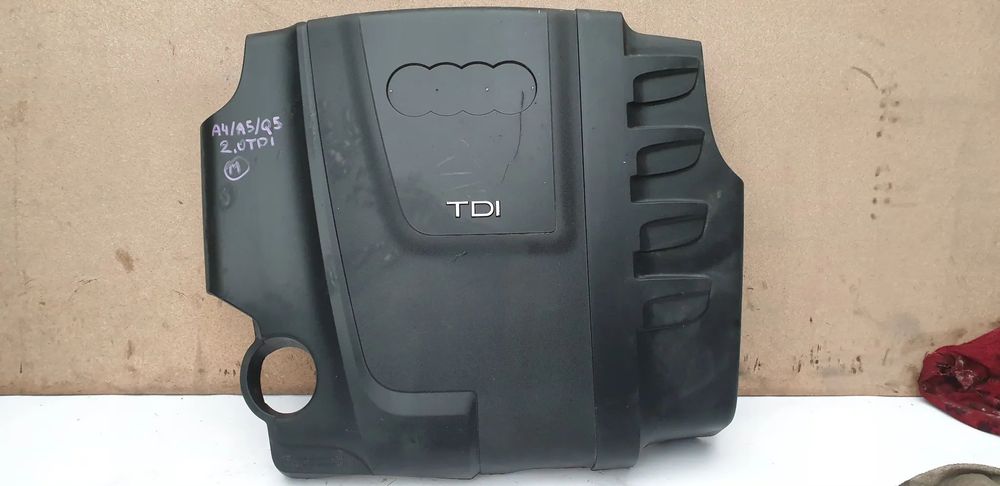 Audi A4 A5 Q5 2.0 TDI Osłona Pokrywa Silnika 03L103925