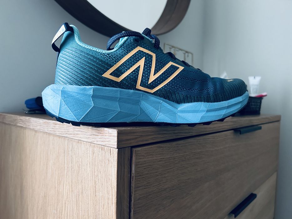 FuelCell Venym New Balance