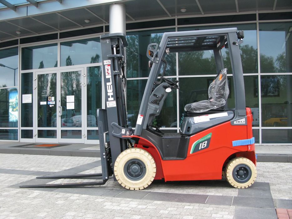 Heli CPD18-GB2LI-M Triplex 4,7 Li-On Nowy  Wózek widłowy HELI CPD18-GB2LI-M Nowy 2025 ROK Litowo-Jonowy
