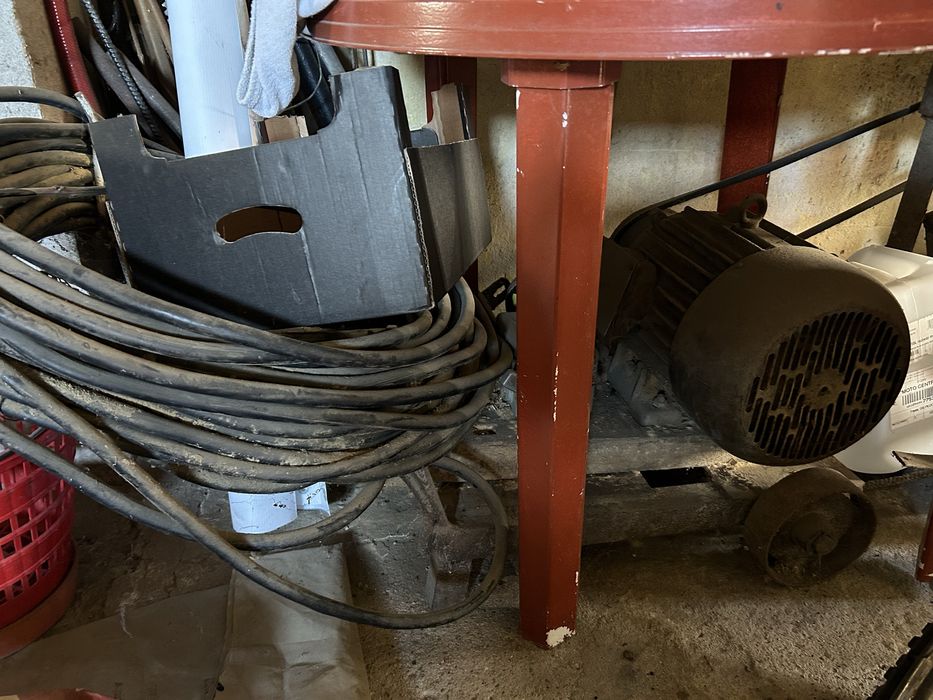 Silnik elektryczny Polskiej produkcji.
