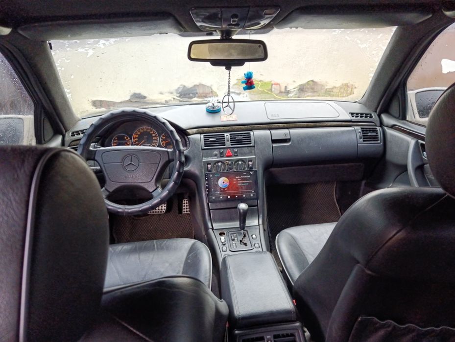 Продам Mercedes Benz w210 E230