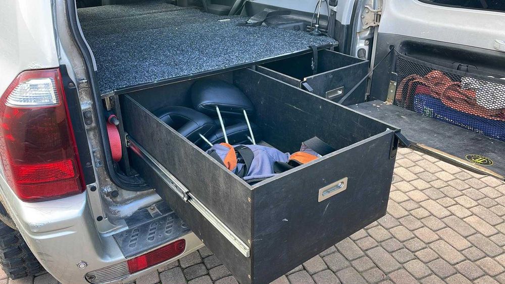 Zabudowa wyprawowa, dwie szuflady z łóżkiem pod Pajero 3 i inne