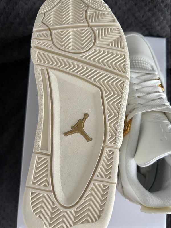 Jordan 4 Retro Metallic Gold R.46