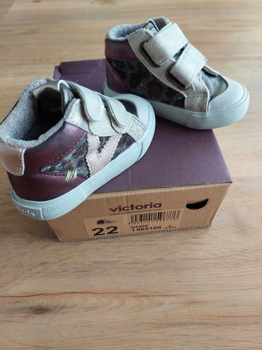 Sapatos Menina Victoria
