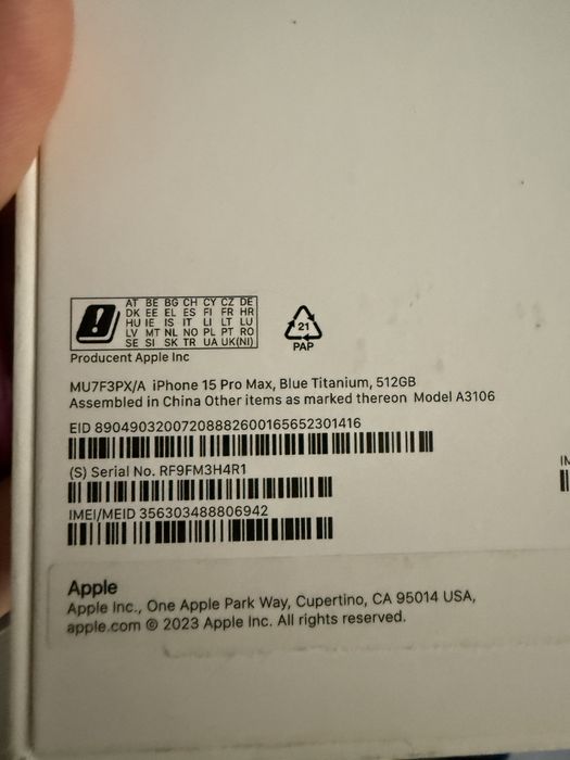B. ŁADNY Apple iPhone 15 Pro Max 512GB Niebieski Tytan / KONDYCJA 91%