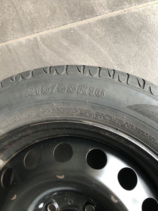 Opona z felgą na zapas do C4 Picasso