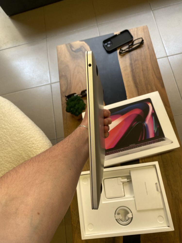 Ноутбук Apple MacBook Pro 13" M1 8/256GB Silver (MYDA2) 2020
