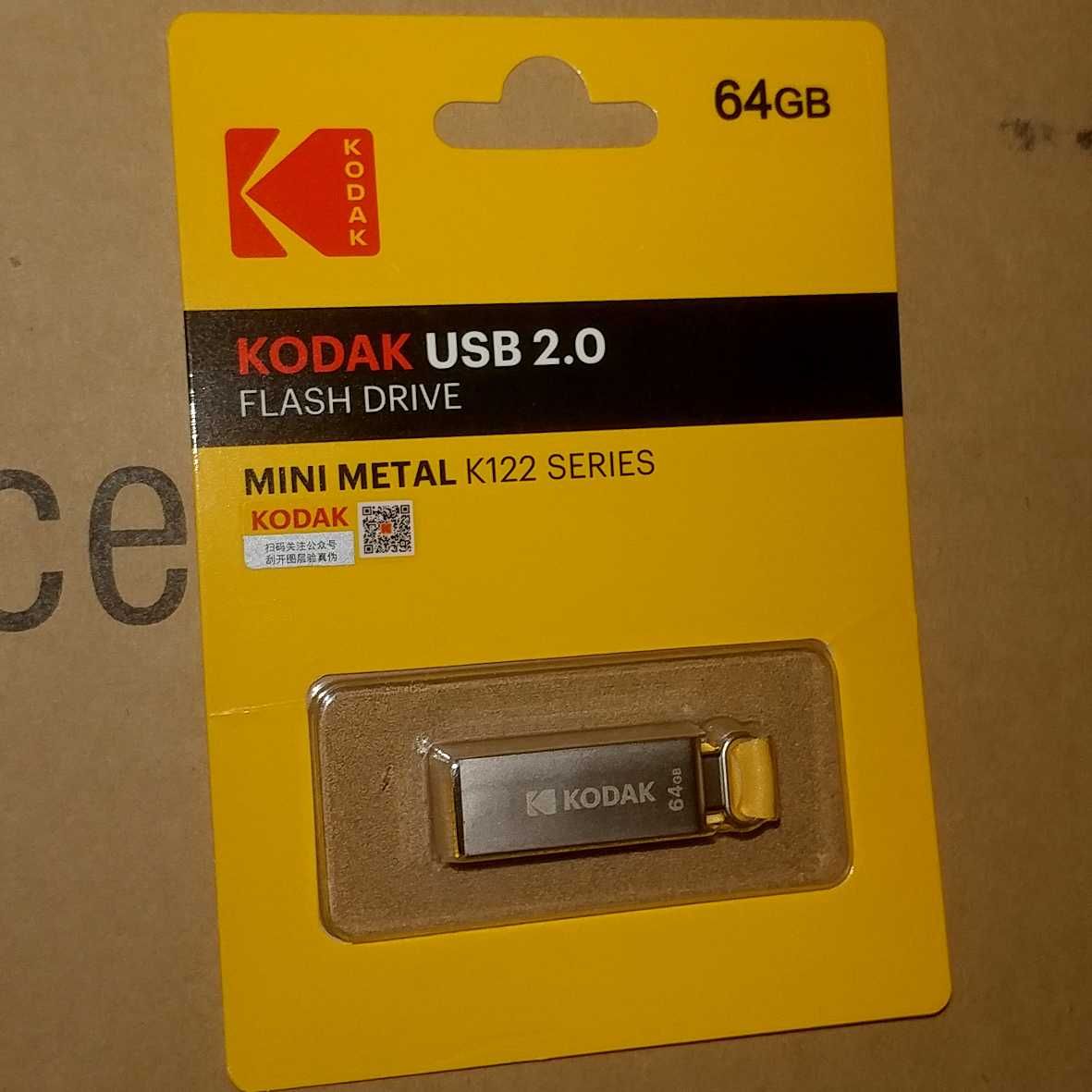 Флешки 64 Гб , micro SD 64 Гб ,  новые.